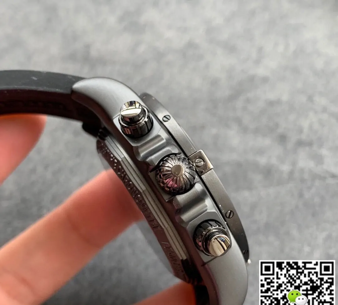 Breitling Chronomat B01 MB0111C2.BD07.153S.M20D.2 GF Factory 1:1 Best Edition Replica Watch Black Bezel